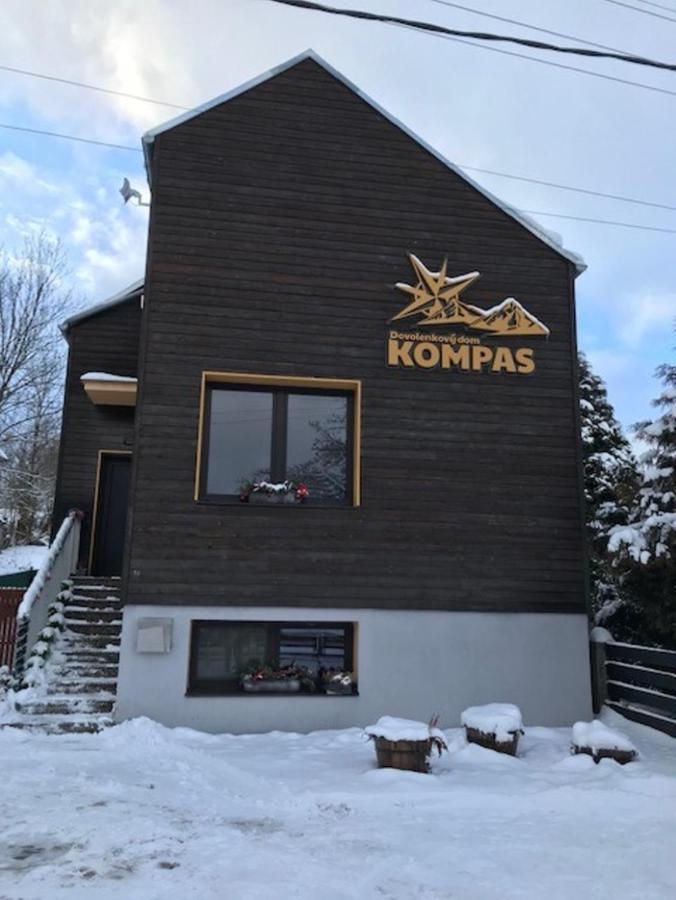 Dovolenkovy Dom - Kompas Pavcina Lehota  Ngoại thất bức ảnh